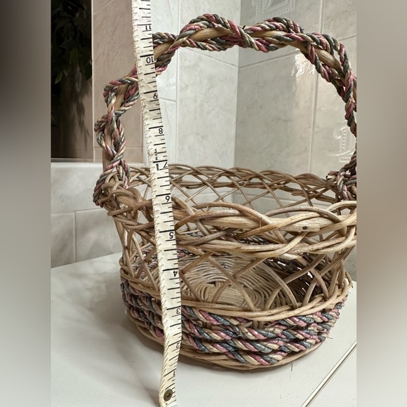 2 Large Beautiful Mauve, Teal Wicker Baskets - Picture 2 of 16